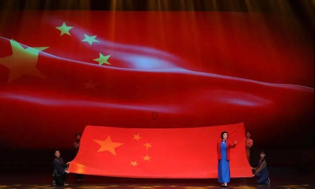 男朋友,为什么愿意给女的买四金,为什么不愿意供女的上学?-专业问答社区